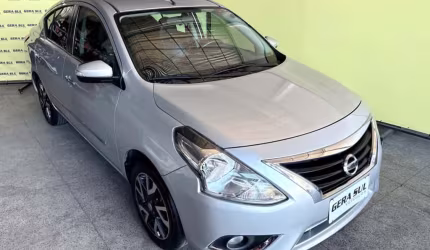 Versa sl 1.6 16v cvt 16/17 prata