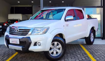 Toyota hilux 2.7 sr 4x2 cd 16v flex 4p automático