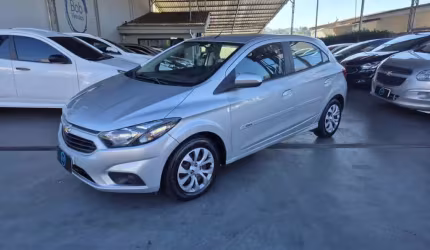 Onix lt 1.4 flex completo 2018 troco e financio