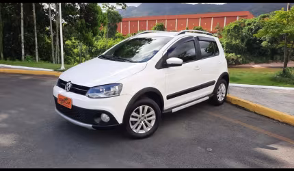 Volkswagen crossfox  i motion 1.6 t. flex 16v 5p  - branca - 2012/2013