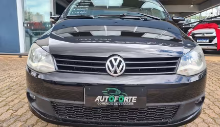 Volkswagen fox 1.0 mi 8v flex g2 - preta - 2010/2011