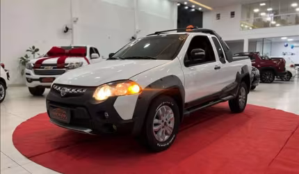 Fiat strada 1.8 mpi adventure ce 16v - 2013/2013