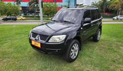 Mitsubishi tr4 4x4 2013