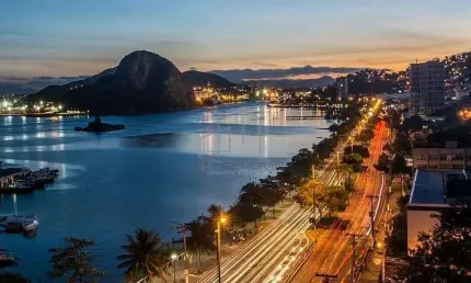 Excelente sala comercial no melhor condomínio do centro de vitória, andar alto, vista para a baia d