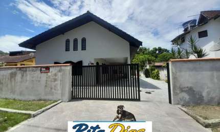 Casa para alugar no bairro Pontal do Sul - Pontal do Paraná/PR
