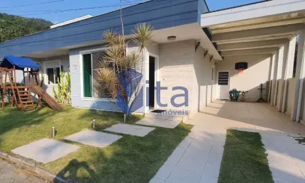 Casa em condomínio fechado com 4 quartos à venda na Avenida Luiz Boiteux Piazza, 4256, Cachoeira do Bom Jesus, Florianópolis por R$ 2.240.000