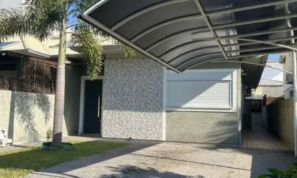 Casa com 3 quartos à venda na Rua do Ipê da Várzea, 80, Cachoeira do Bom Jesus, Florianópolis, 134 m2 por R$ 1.350.000