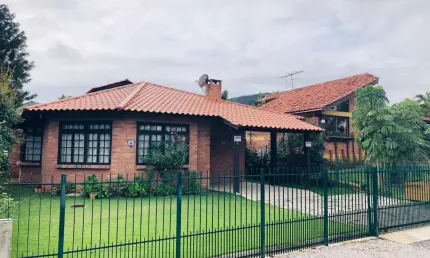 Casa com 4 quartos à venda na Avenida Luiz Boiteux Piazza, Cachoeira do Bom Jesus, Florianópolis por R$ 2.200.000