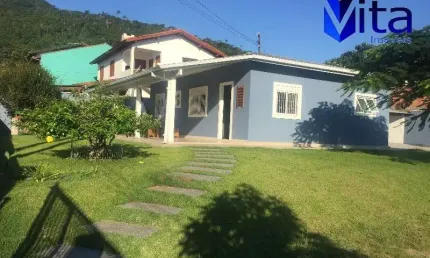 Casa com 3 quartos para alugar na travessa porto dos navegantes, 290, cachoeira do bom jesus, florianópolis por r$ 6.200