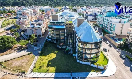 Apartamento com 2 quartos à venda na rua brisamar, ingleses, florianópolis, 77 m2 por r$ 877.800