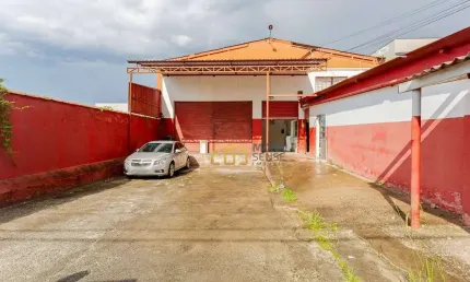 Terreno com Galpão à venda por R$ 1.350.000 - Boqueirão - Curitiba/PR