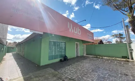 Excelente casa comercial ou residencial ótima localiazação no Hauer Curitiba Paraná