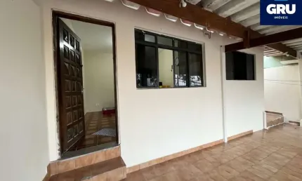 Casa com 2 quartos à venda no Jardim Santa Mena, Guarulhos 