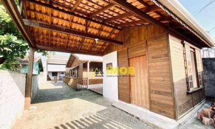 Kitnet / Stúdio à venda na Avenida Mafra, 39, Piçarras, Guaratuba, 50 m2 por R$ 450.000