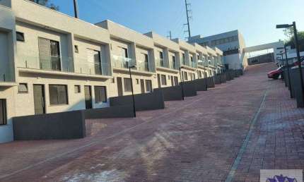 Casas para alugar na Granja viana em cotia próximo ao condomínio são Paulo II.