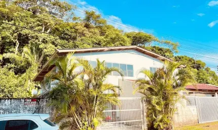 Casa com 4 quartos à venda na Rua Horácio Alves, 204, Bom Retiro, Matinhos