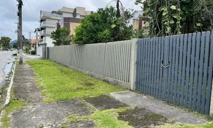 Terreno à venda na Rua Maringá, 654, Caiobá, Matinhos
