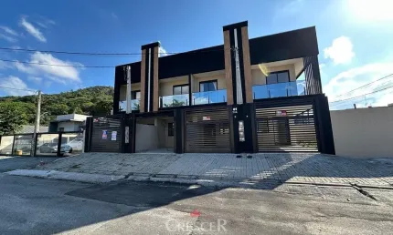 Casa com 2 quartos à venda na Avenida Paranaguá, 303, Caiobá, Matinhos