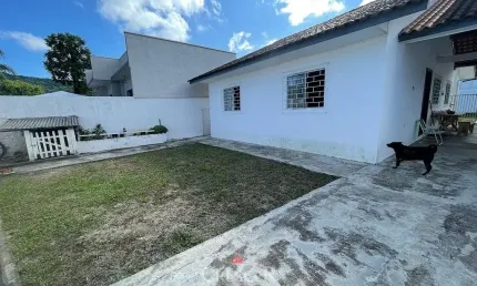 Casa com 3 quartos à venda na Avenida Paranaguá, 760, Tabuleiro, Matinhos