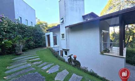 Casa com 3 dormitórios à venda, 469 m² por R$ 2.800.000,00 - Ville de Montagne - Nova Lima/MG