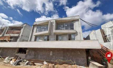 Casa com 3 dormitórios à venda, 148 m² por R$ 1.850.000 - Buritis - Belo Horizonte/MG