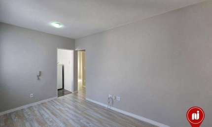 Apartamento com 2 dormitórios para alugar, 55 m² por R$ 2.258/mês - Estoril - Belo Horizonte/MG