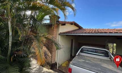 Casa com 3 dormitórios para alugar, 180 m² por R$ 2.800/mês - São Conrado - Brumadinho/MG