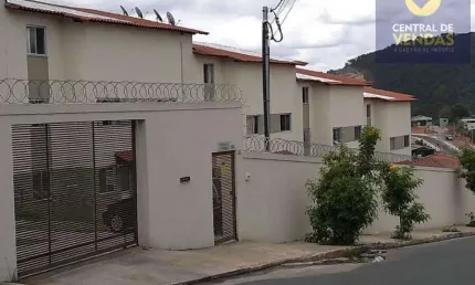 Casa com 2 quartos à venda na Alameda dos Agricultores, 150, Cabral, Contagem por R$ 261.000