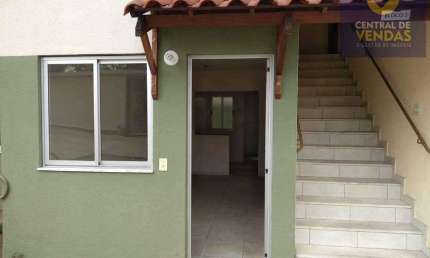 Casa com 2 quartos à venda na Alameda dos Agricultores, 204, Cabral, Contagem por R$ 250.000