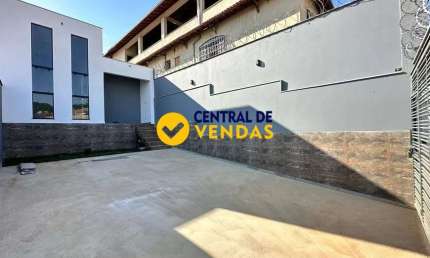 Casa com 3 quartos à venda na Rua Tunísia, 359, Canaã, Belo Horizonte por R$ 649.000