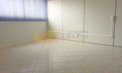Ponto comercial para alugar na Rua Marechal Deodoro, 830, Vila Nova, Blumenau, 70 m2 por R$ 2.500