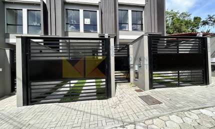 Casa com 3 quartos à venda na Rua Maria Popper, S. N.º, Água Verde, Blumenau, 144 m2 por R$ 760.000