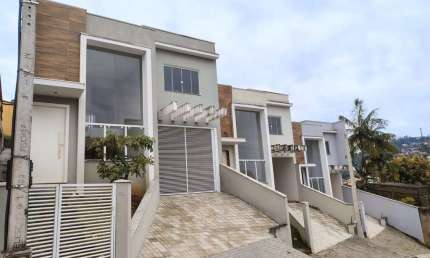 Casa com 3 quartos à venda na Rua Arthur Nahring, 124, Escola Agrícola, Blumenau, 154 m2 por R$ 650.000