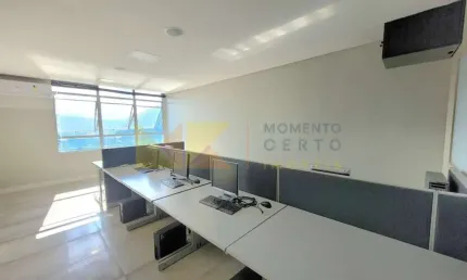 Ponto comercial com 3 salas para alugar na Rua 15 de Novembro, 550, Centro, Blumenau, 69 m2 por R$ 2.900