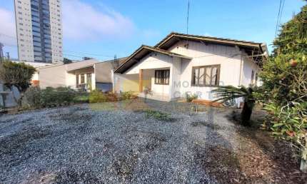 Casa com 3 quartos à venda na Rua Otto Wille, 77, Água Verde, Blumenau, 225 m2 por R$ 600.000