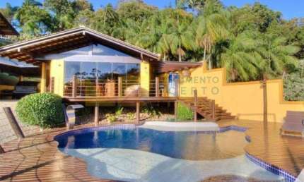 Casa com 3 quartos à venda na Rua Heinrich Hemmer, 2526, Badenfurt, Blumenau, 520 m2 por R$ 1.590.000