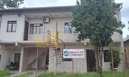 Casa com 6 quartos à venda na Vivente Schaffer, 632, Valparaíso, Blumenau, 200 m2 por R$ 900.000