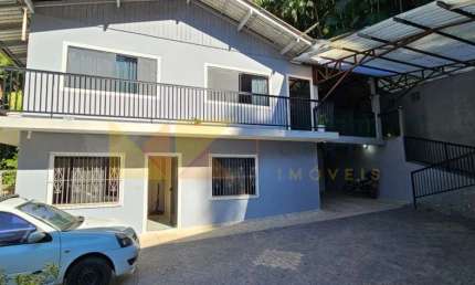 Casa com 4 quartos à venda na Rua Irmã Aluysianis, 630, Velha, Blumenau, 355 m2 por R$ 1.480.000