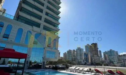 Apartamento com 4 quartos à venda na Rua 313, 2, Meia Praia, Itapema, 166 m2 por R$ 7.660.000