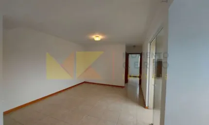 Apartamento com 2 quartos para alugar na Rua Alwin Venske, 132, Itoupava Central, Blumenau, 55 m2 por R$ 1.400