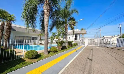 Casa em condomínio fechado com 2 quartos à venda no Olaria, Canoas , 65 m2 por R$ 360.000