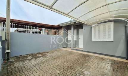 Casa com 2 quartos à venda no Olaria, Canoas  por R$ 365.000