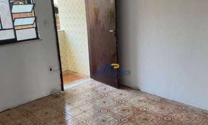 Sobrado com 2 dormitórios à venda por R$ 210.000,00 - Tenente Jardim - São Gonçalo/RJ