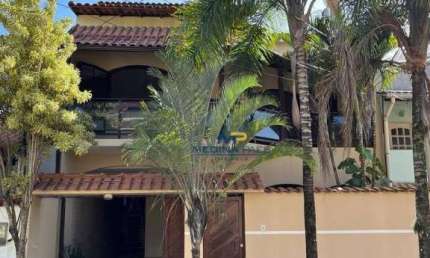 Casa com 3 dormitórios à venda por R$ 420.000,00 - Amendoeira - São Gonçalo/RJ