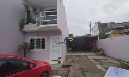 Casa com 2 dormitórios à venda por R$ 350.000,00 - Trindade - São Gonçalo/RJ