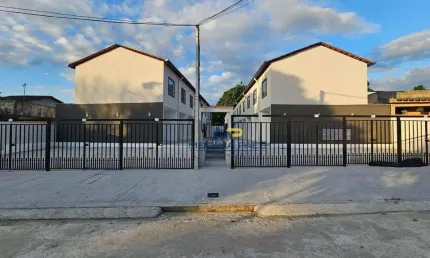 Casa com 2 dormitórios à venda, 45 m² por R$ 245.000,00 - Santa Isabel - São Gonçalo/RJ