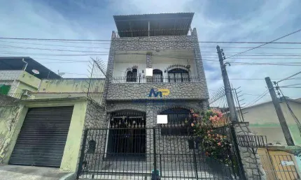 Casa com 3 dormitórios à venda por R$ 400.000,00 - Porto Novo - São Gonçalo/RJ