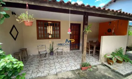 Casa com 3 dormitórios à venda por R$ 250.000,00 - Várzea das Moças - São Gonçalo/RJ