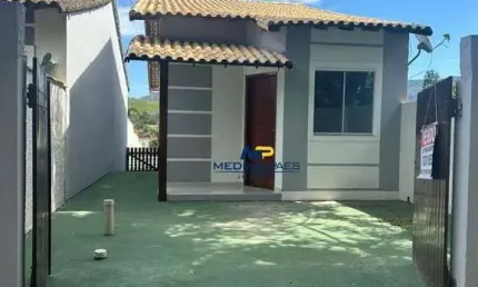 Casa com 2 dormitórios à venda, 64 m² por R$ 340.000,00 - Ponta Grossa - Maricá/RJ