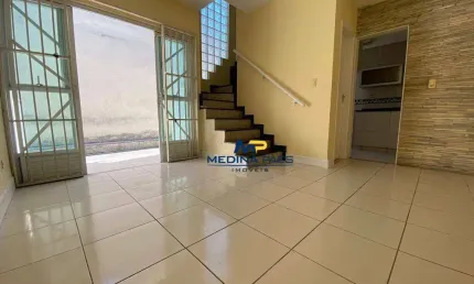 Casa com 2 dormitórios à venda por R$ 260.000,00 - Mutuá - São Gonçalo/RJ